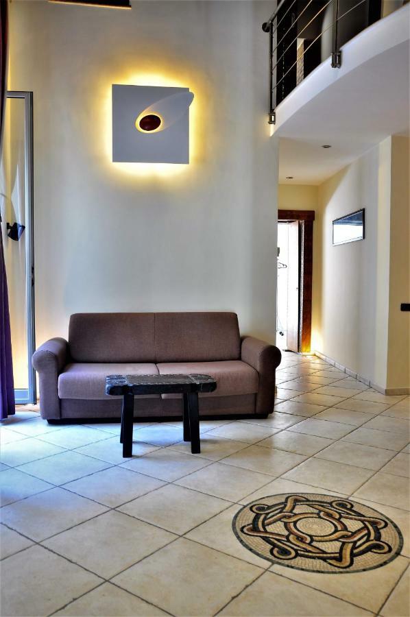 Suite Monticelli เนเปิลส์ ภายนอก รูปภาพ
